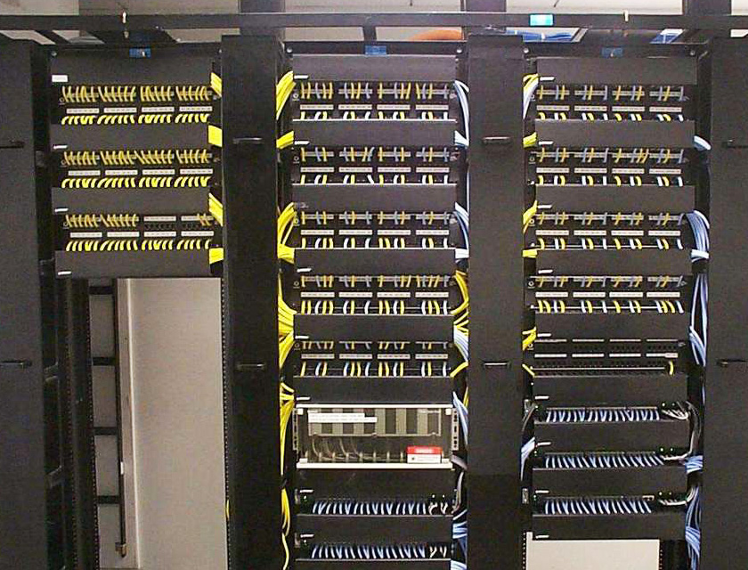 網絡配線架和理線架的區別是什么？